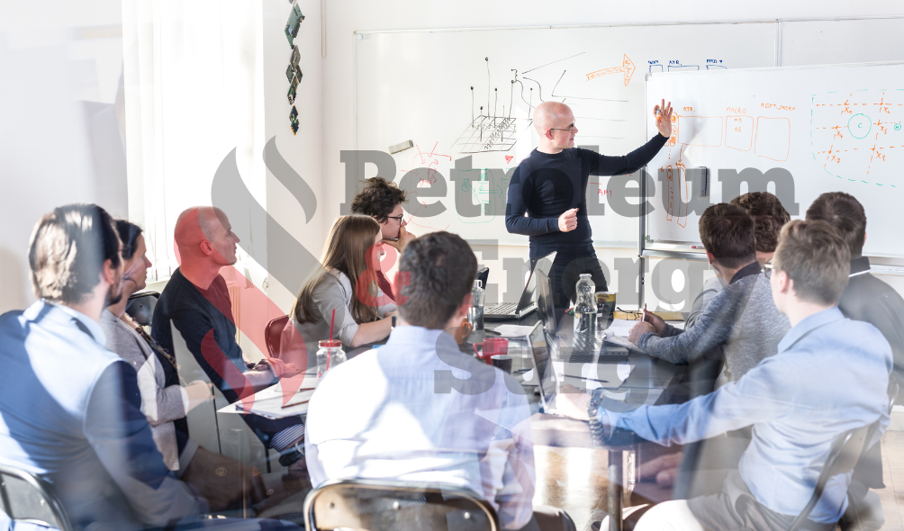 Colleagues in a planning meeting